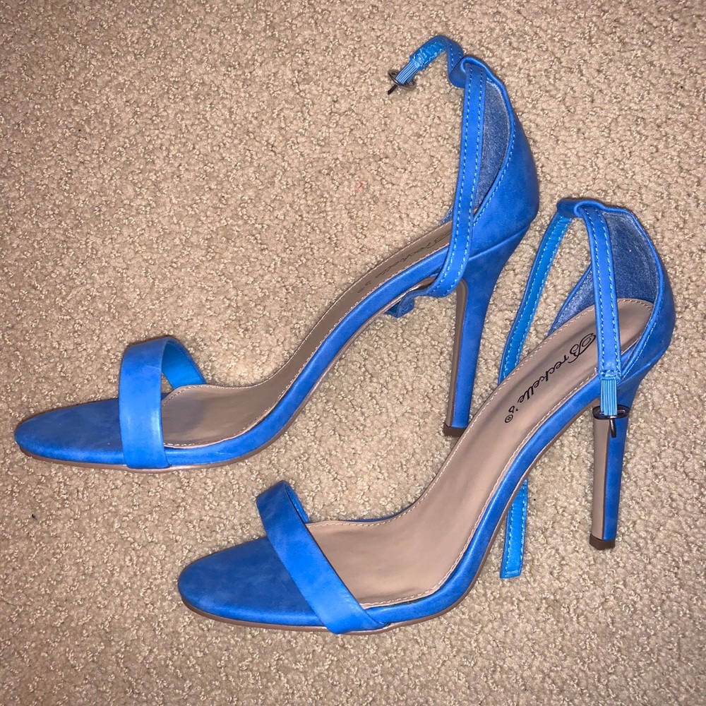 Blue heel